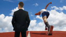 Les métiers du sport forment une véritable symphonie, où chaque professionnel, du préparateur physique au coach, kinésithérapeute et analyste de données, contribue à optimiser la performance des athlètes pour des résultats exceptionnels.