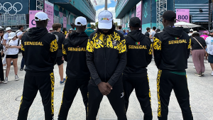 Le groupe Power Crew, médaillé d’argent en Breaking aux Jeux de la Francophonie, représentant emblématique de la scène hip-hop au Sénégal.