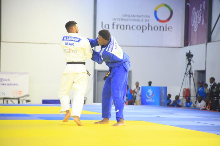 LAHBOUB Mohammed (MAR), bronze - MESSE A BESSONG John Junior Serge (CAN, bleu), argent 