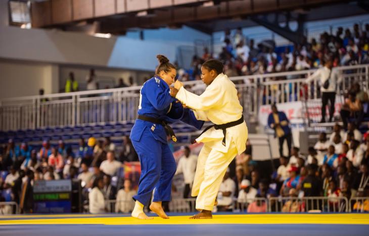 MARIN Denisa (ROU) - AGATHE Marie Alexsha (MRI)