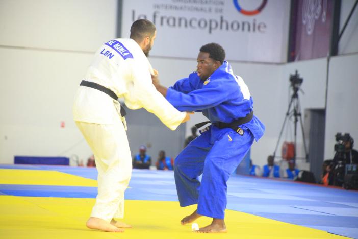 ALMAWLA Abbas (LBN)- NGUEYA NAHEU Vladimir Carlos (CMR, bleu), bronze