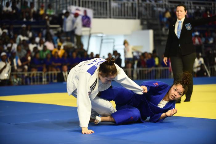 RASOANAIVO RAZAFY Aina Laura (MAD), or - BIRON Laurence (CAN), argent