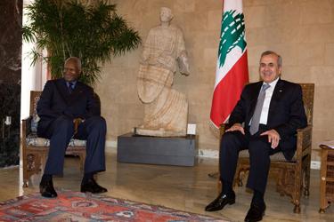 Le Président libanais Michel Sleimane reçoit le Secrétaire général de la Francophonie au Palais présidentiel de Baabda, à Beyrouth, au lendemain de la cérémonie d'ouverture de la 6ème édition des jeux de la francophonie2009.Crédit Photo © Patrick Lagic