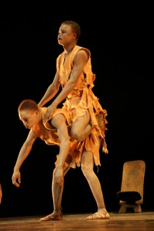 Ves Jeux de la Francophonie, Niger 2005, Danse de création et d’inspiration traditionnelle, Photo CIJF
