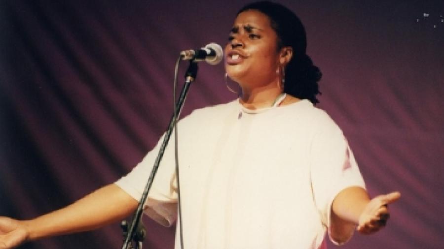 Jenny de Letourdi (Seychelles), médaille d’or chanson, Jeux de la Francophonie Madagascar 1997 ; © CIJF/Jacques Legoff