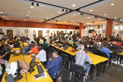 Agrandir l'image 4 sur 36, fenêtre modale