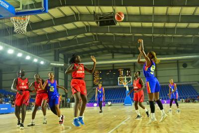 Agrandir l'image 33 sur 117, fenêtre modale