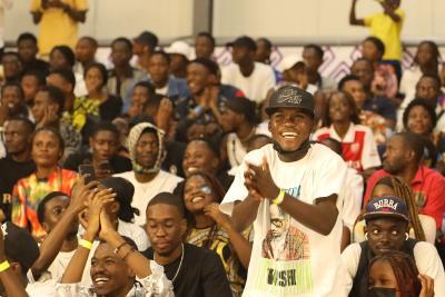 Agrandir l'image 95 sur 117, fenêtre modale