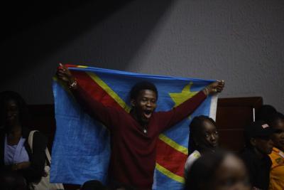 Agrandir l'image 53 sur 55, fenêtre modale