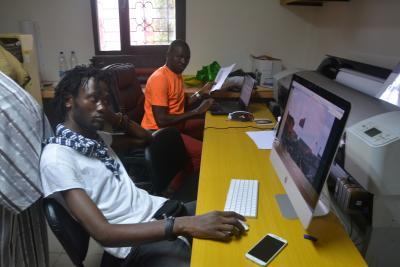 Agrandir l'image 1 sur 19, fenêtre modale