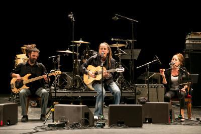 Agrandir l'image 2 sur 101, fenêtre modale