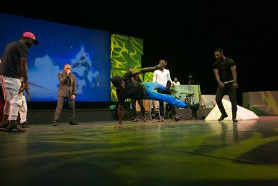 Agrandir l'image 23 sur 47, fenêtre modale