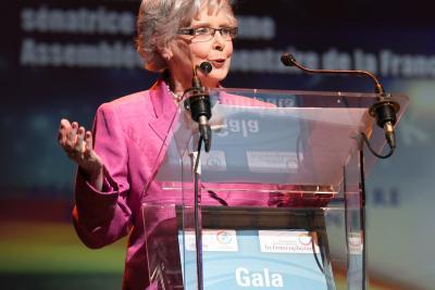 Agrandir l'image 32 sur 47, fenêtre modale