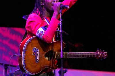 Agrandir l'image 14 sur 47, fenêtre modale