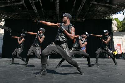 Agrandir l'image 50 sur 101, fenêtre modale