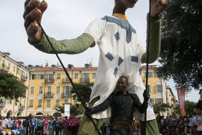 Agrandir l'image 76 sur 101, fenêtre modale