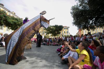 Agrandir l'image 81 sur 101, fenêtre modale