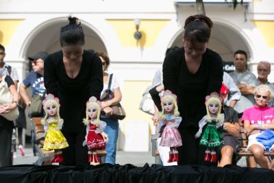 Agrandir l'image 85 sur 101, fenêtre modale