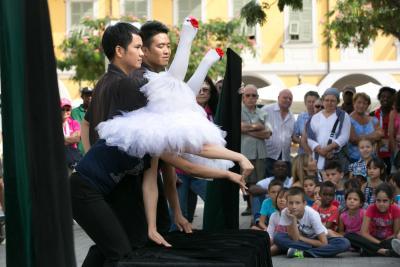 Agrandir l'image 86 sur 101, fenêtre modale