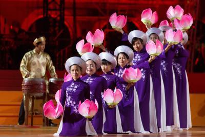 Agrandir l'image 2 sur 47, fenêtre modale