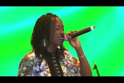 Finale de Chanson : Revivez la prestation de Flora Paré (Burkina Faso) - Lire la vidéo 10 sur 11, fenêtre modale