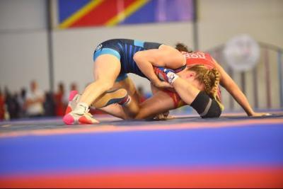 Finales de lutte libre féminine du 29 juillet 2023 - Lire la vidéo 3 sur 11, fenêtre modale