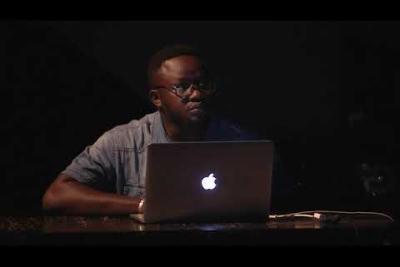 Aboubacar Bablé Draba (Mali), Finale Création numérique - Lire la vidéo 32 sur 36, fenêtre modale